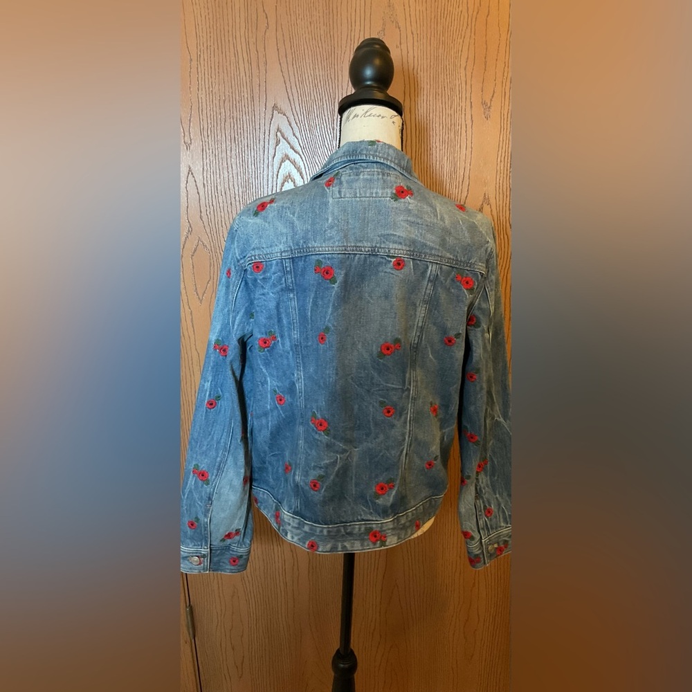 Denim jacket - Picture 4 of 6